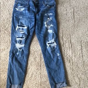 Distressed American Eagle Jegging
